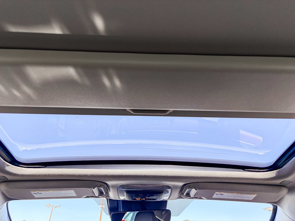 Thumbnail: 2023 Toyota Prius Prime - 22