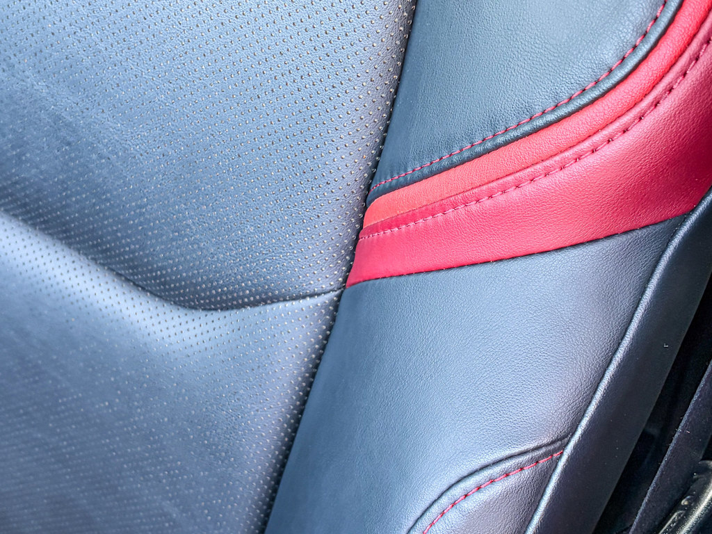 Thumbnail: 2023 Toyota Prius Prime - 27