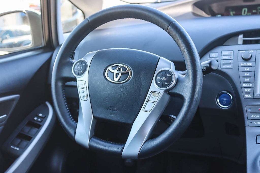 Thumbnail: 2012 Toyota Prius - 9