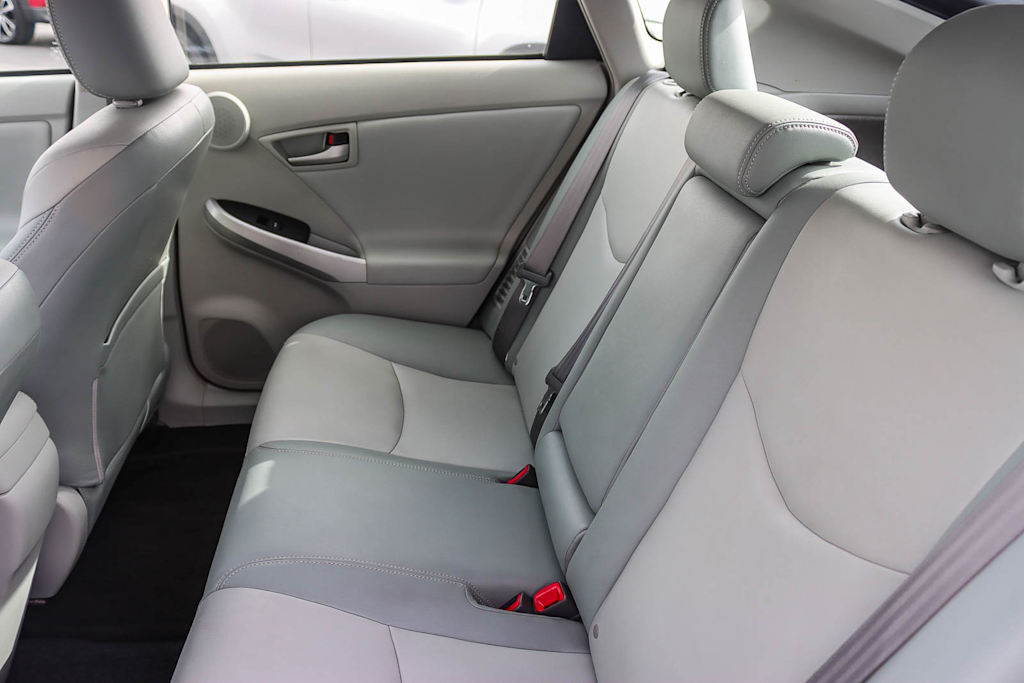 Thumbnail: 2013 Toyota Prius - 12