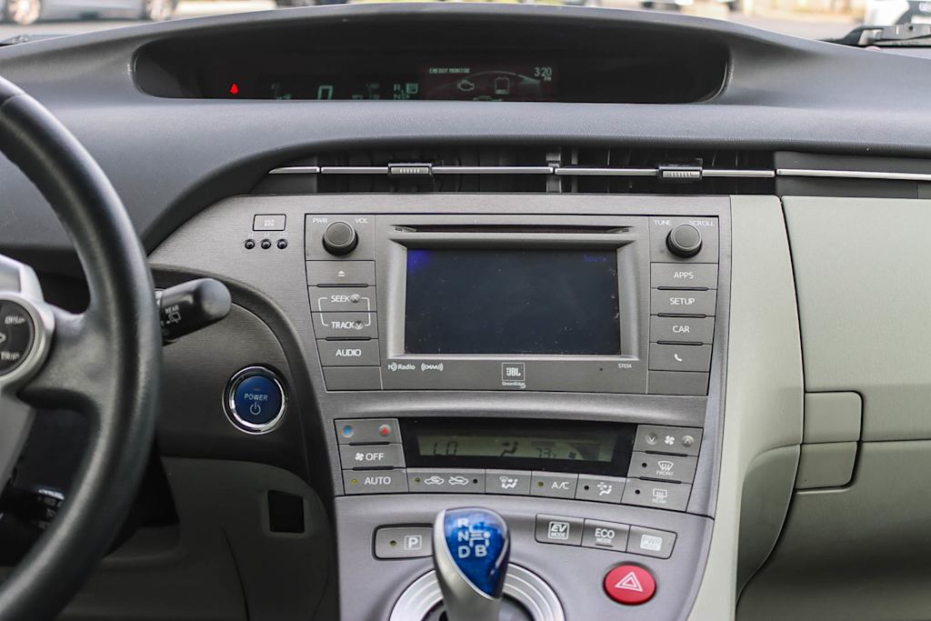 Thumbnail: 2013 Toyota Prius - 13