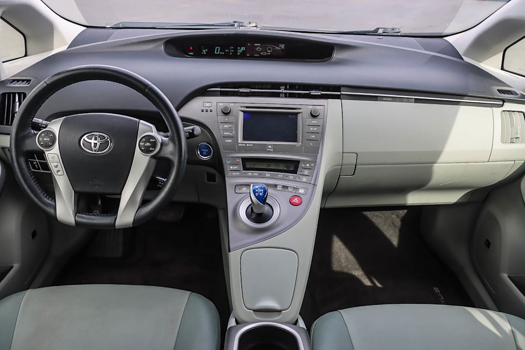 Thumbnail: 2013 Toyota Prius - 2
