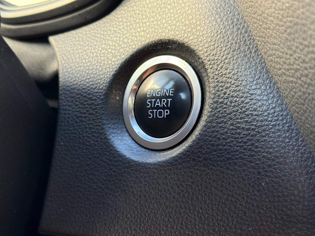 Thumbnail: 2021 Toyota Corolla - 26