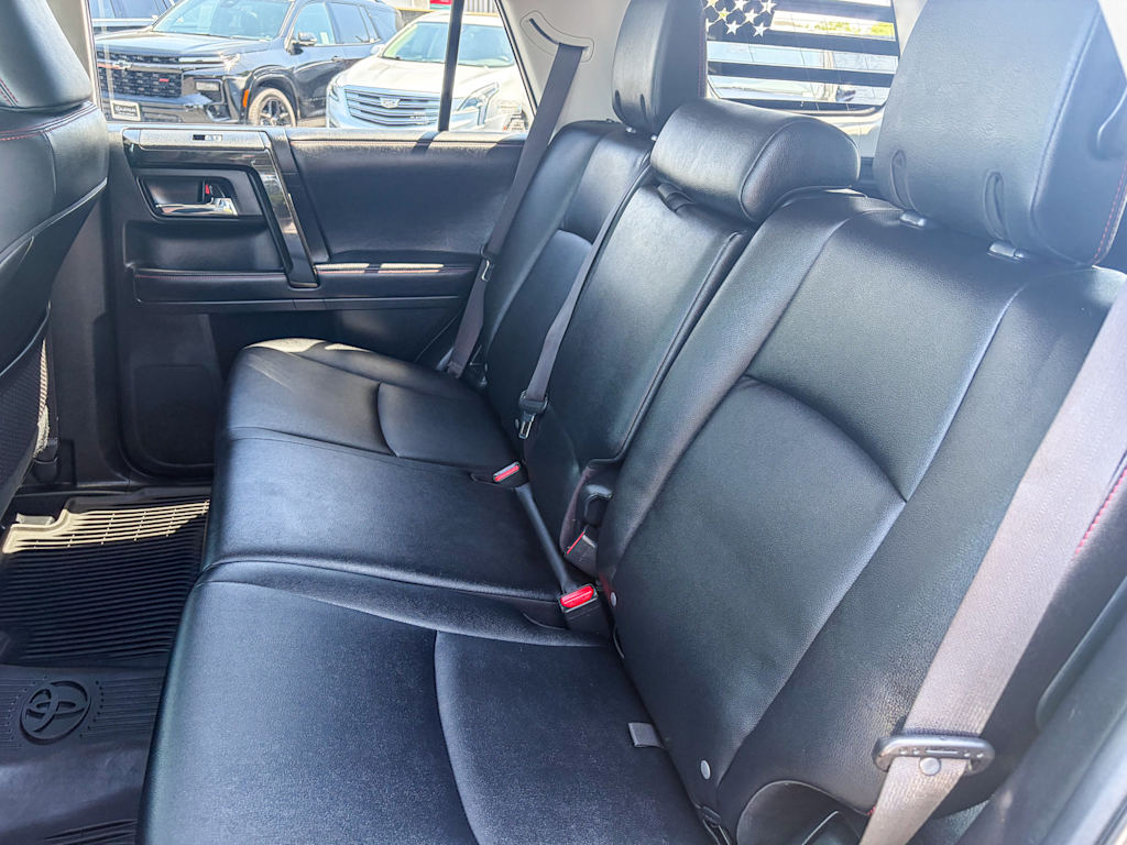 Thumbnail: 2019 Toyota 4Runner - 11