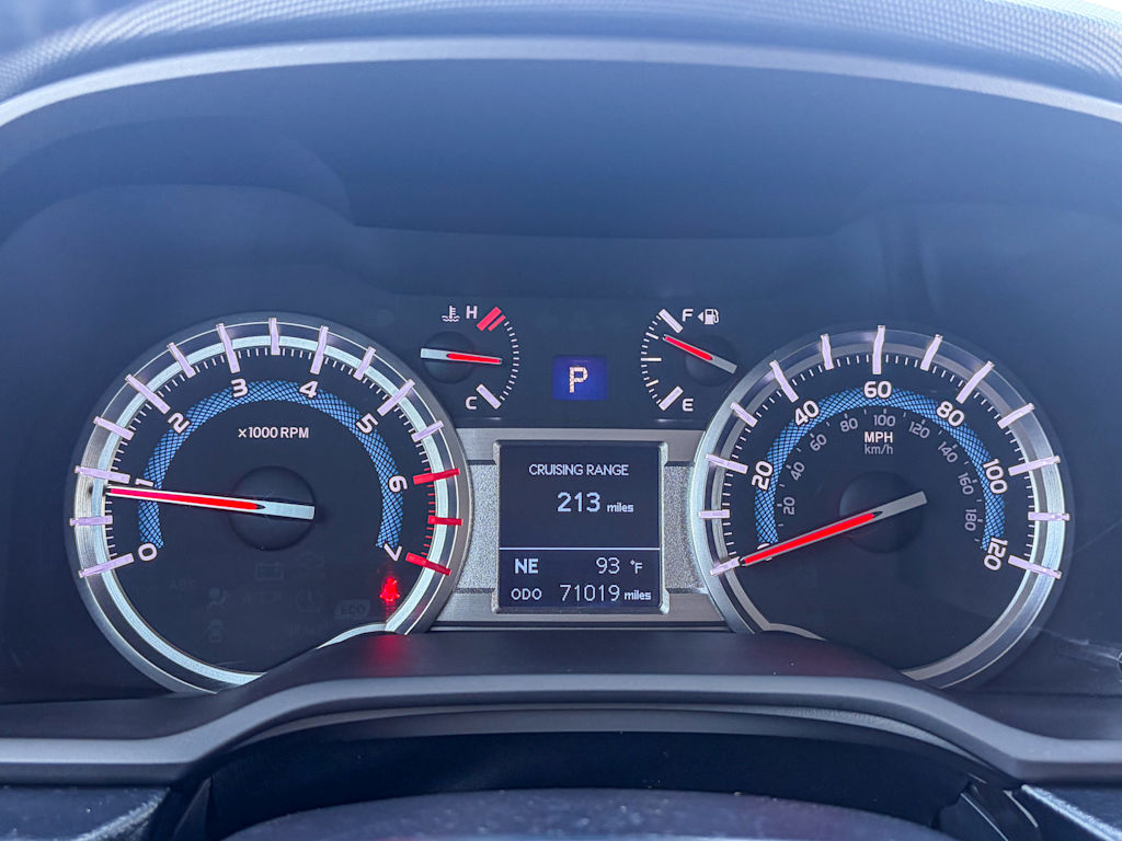 Thumbnail: 2019 Toyota 4Runner - 14
