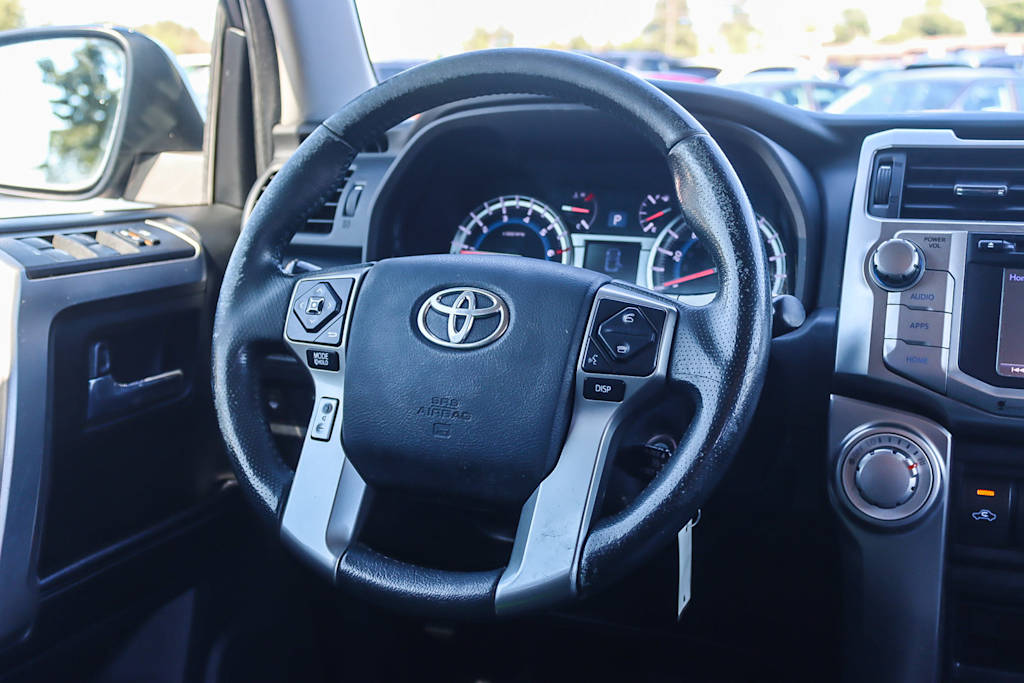 Thumbnail: 2017 Toyota 4Runner - 8