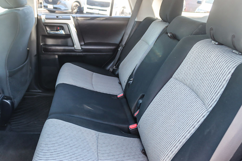 Thumbnail: 2017 Toyota 4Runner - 11