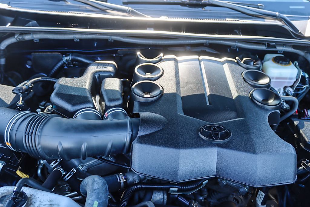 Thumbnail: 2017 Toyota 4Runner - 7