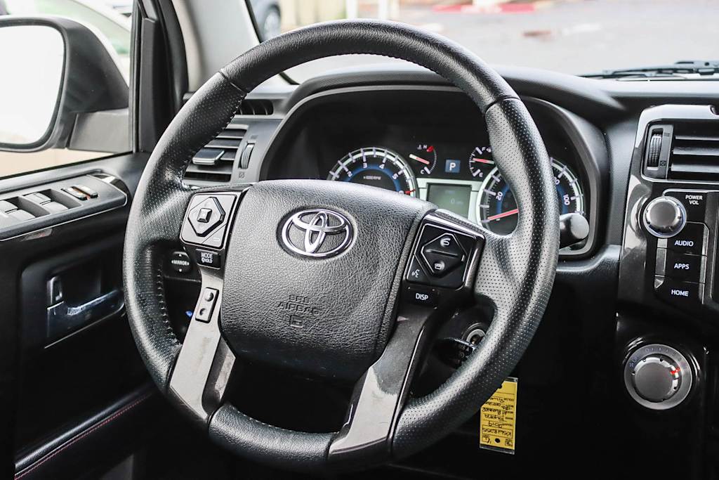 Thumbnail: 2019 Toyota 4Runner - 9