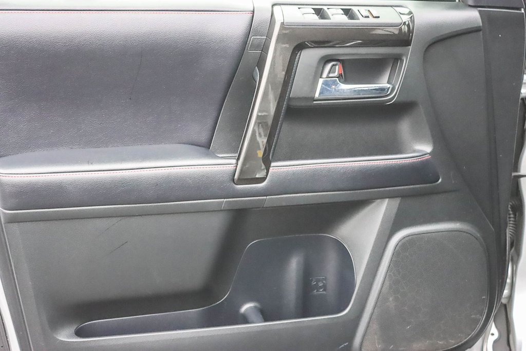 Thumbnail: 2019 Toyota 4Runner - 24