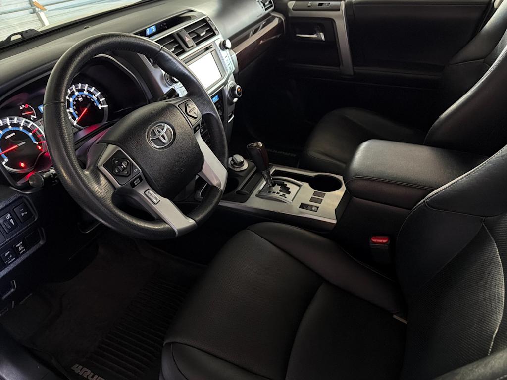 Thumbnail: 2019 Toyota 4Runner - 10