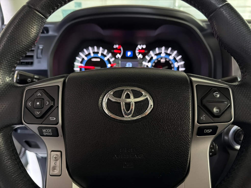 Thumbnail: 2019 Toyota 4Runner - 31