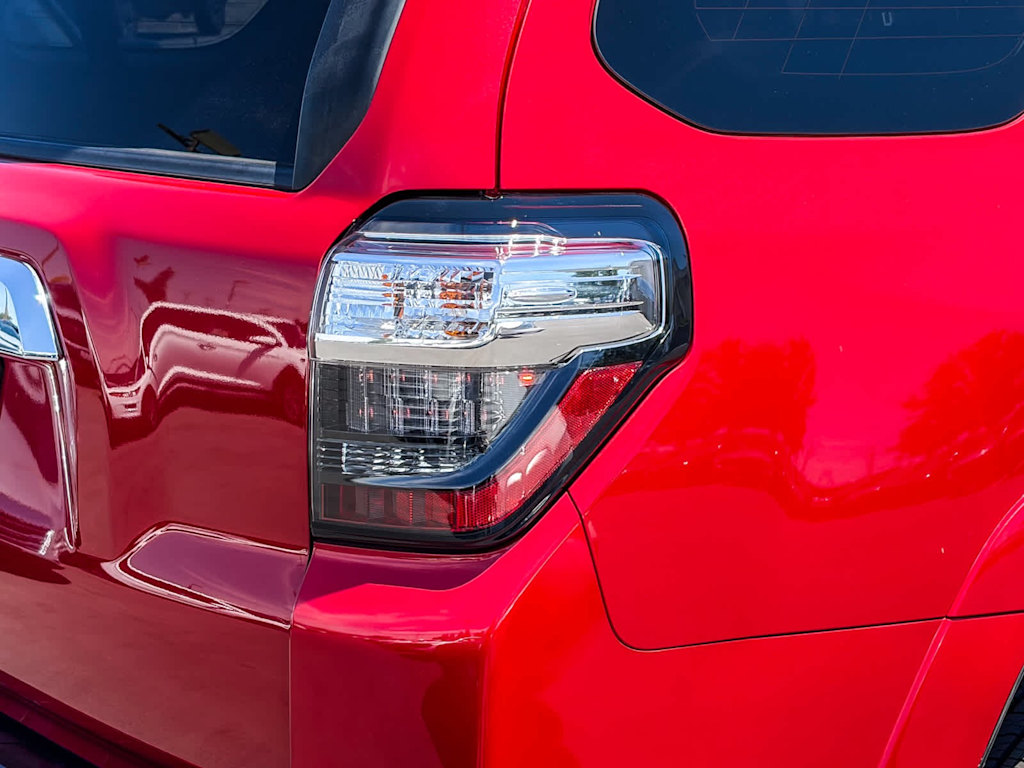 Thumbnail: 2023 Toyota 4Runner - 19
