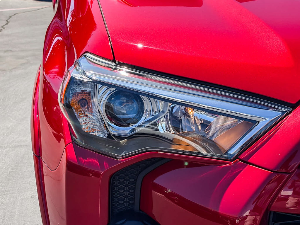 Thumbnail: 2023 Toyota 4Runner - 18