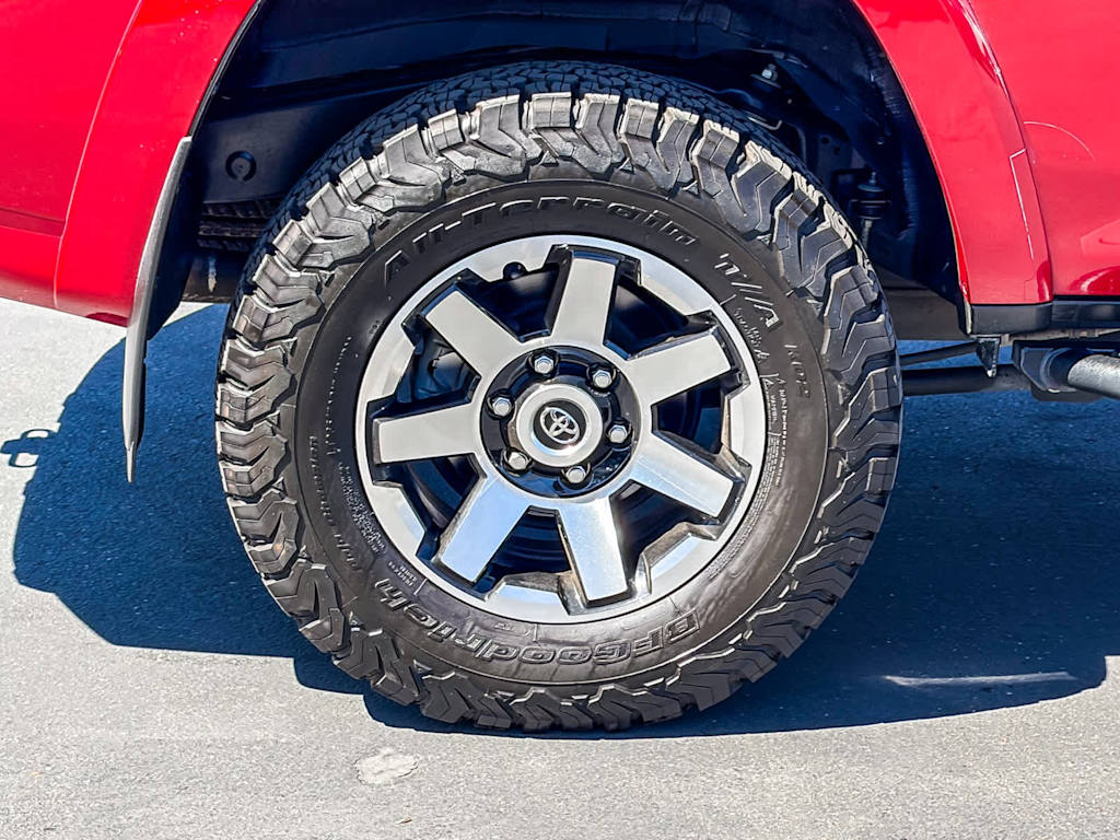 Thumbnail: 2023 Toyota 4Runner - 20