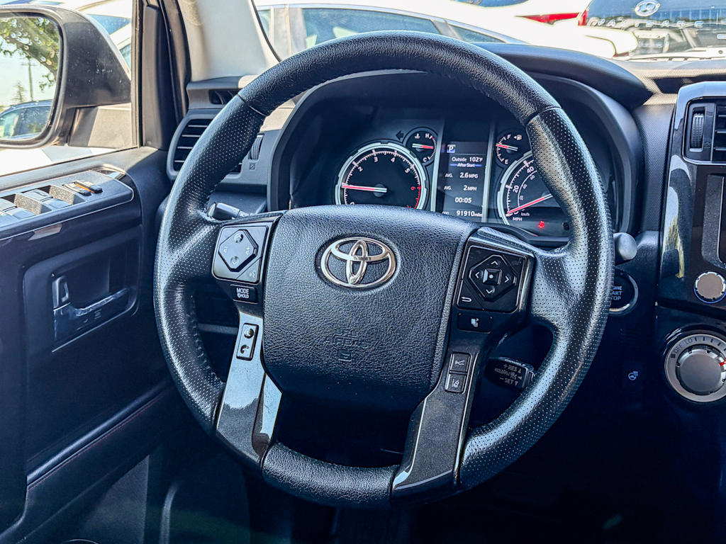 Thumbnail: 2023 Toyota 4Runner - 8