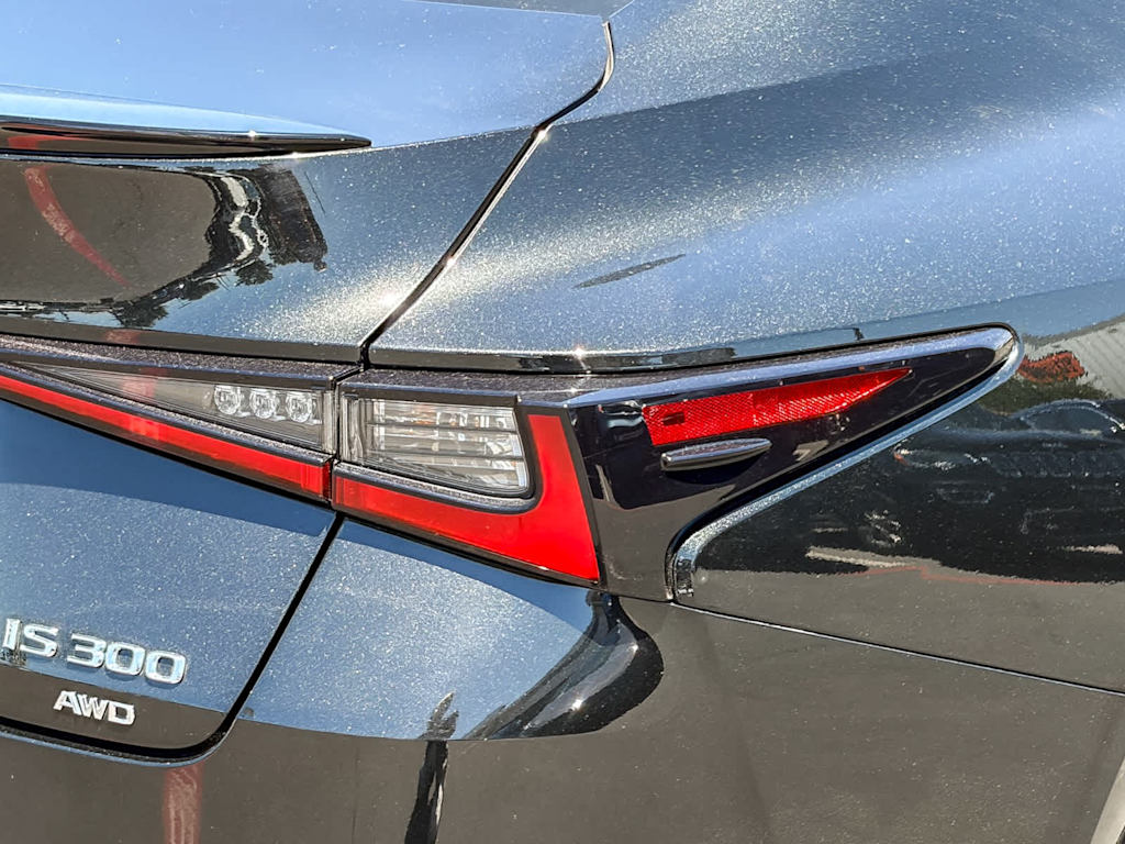 Thumbnail: 2024 Lexus ES - 20