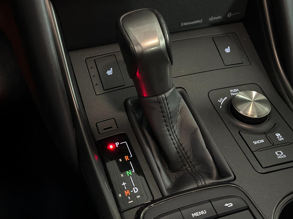 Thumbnail: 2024 Lexus ES - 14