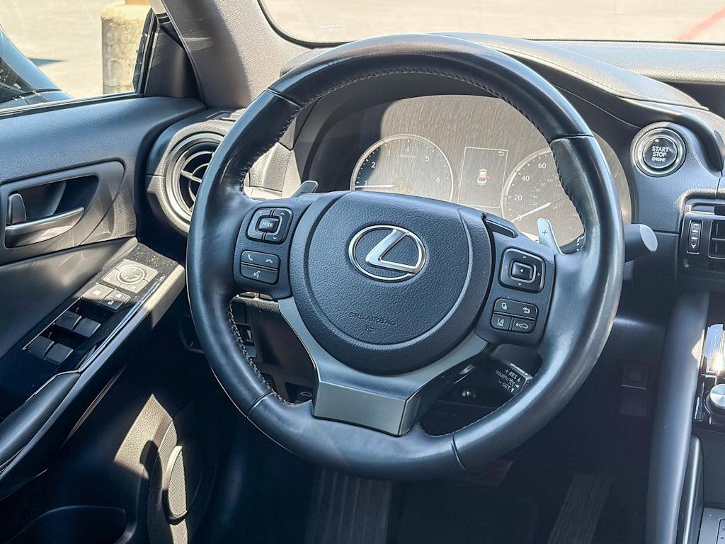 Thumbnail: 2025 Lexus ES - 9
