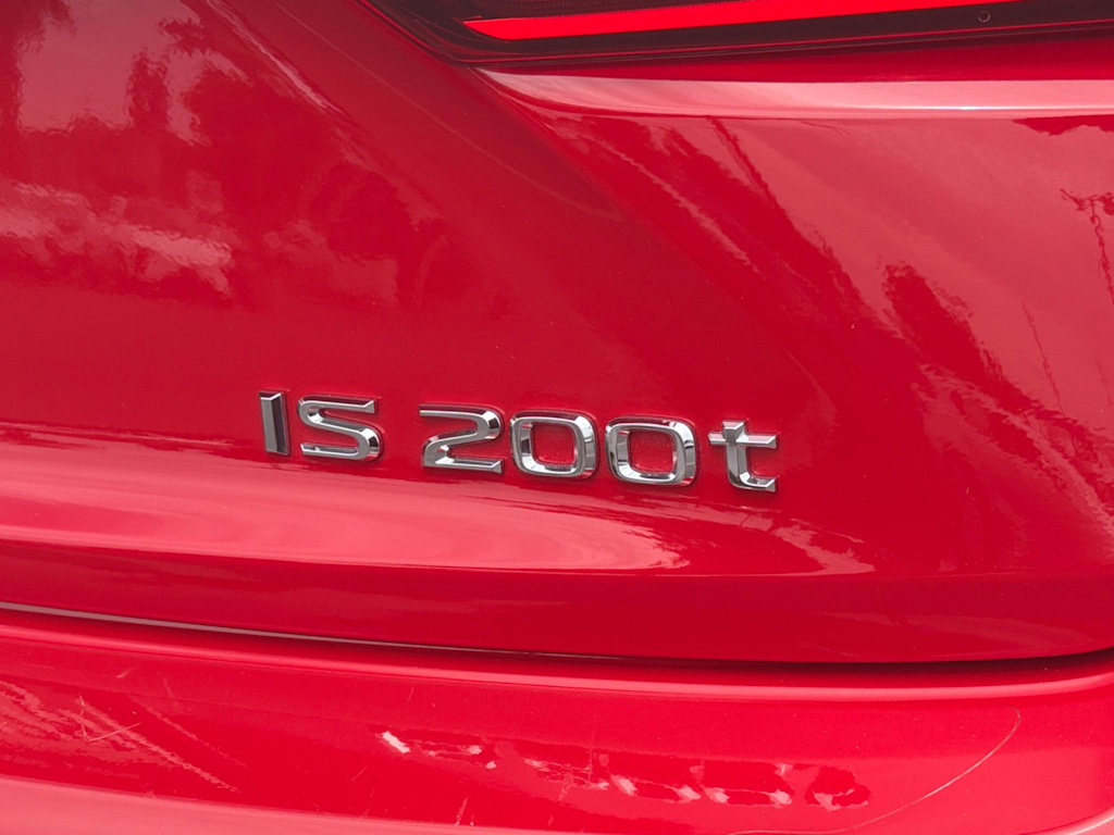 Thumbnail: 2016 Lexus IS - 7