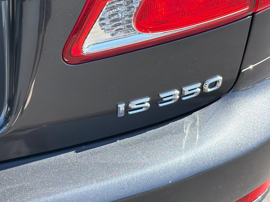 Thumbnail: 2010 Lexus IS - 32