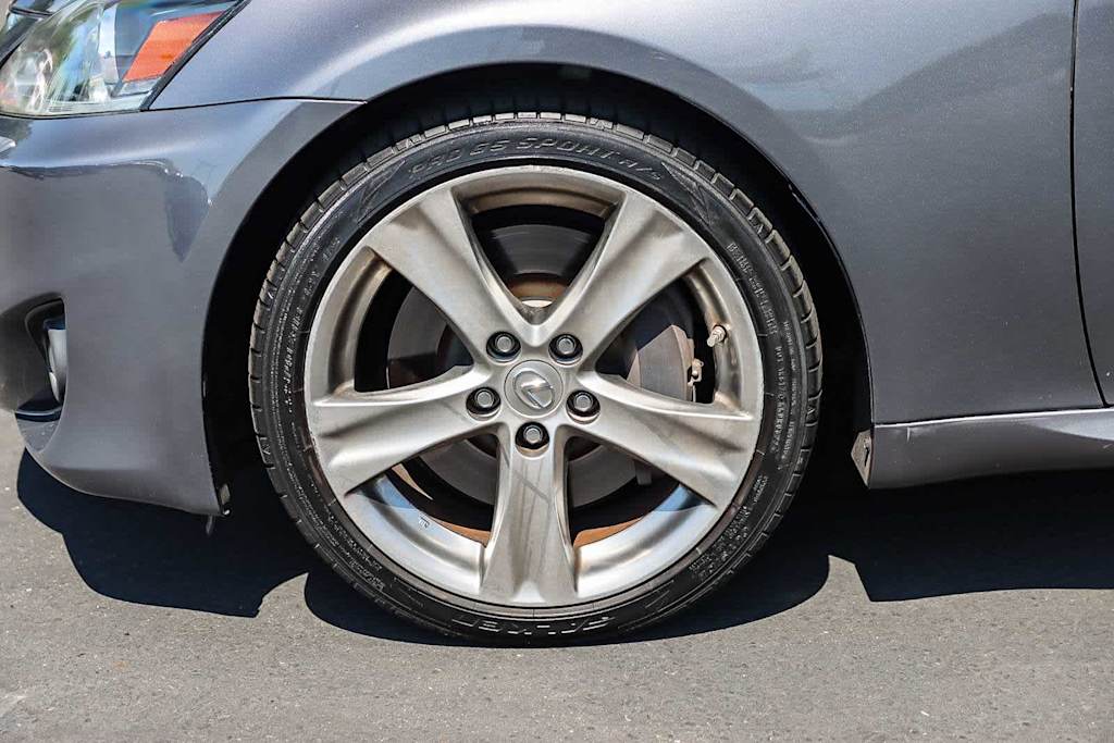 Thumbnail: 2012 Lexus IS - 23