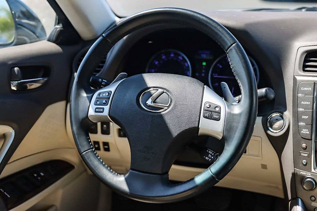 Thumbnail: 2012 Lexus IS - 8