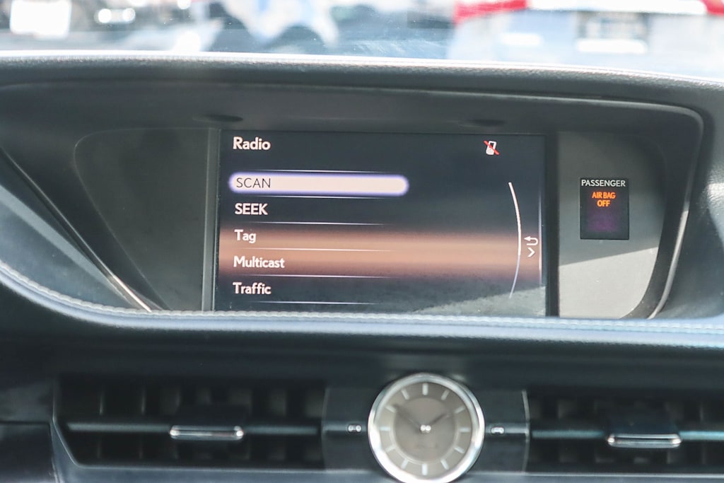 Thumbnail: 2015 Lexus ES - 21