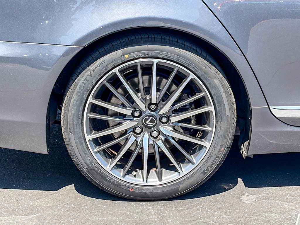Thumbnail: 2014 Lexus LS - 21