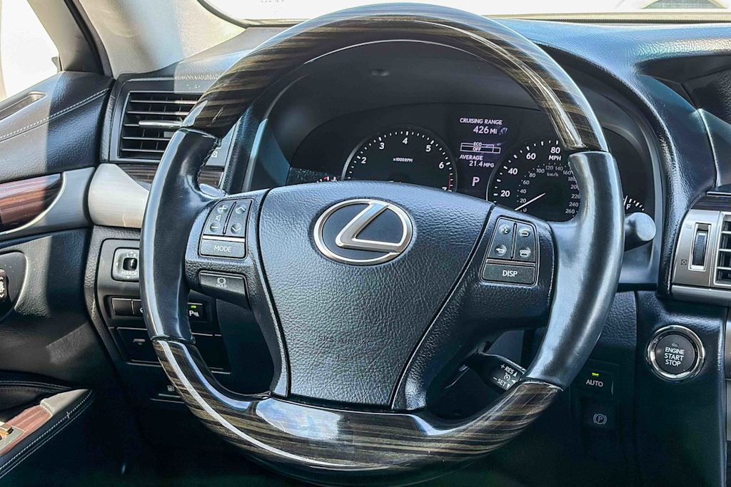 Thumbnail: 2017 Lexus LS - 7