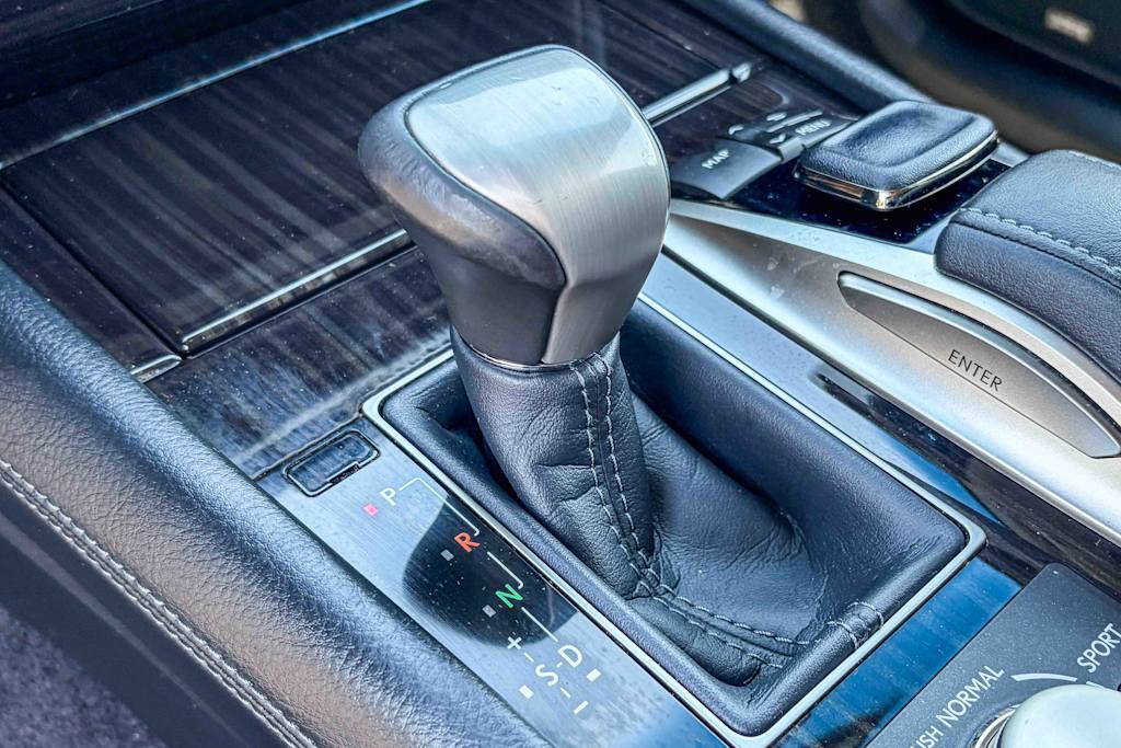 Thumbnail: 2017 Lexus LS - 12