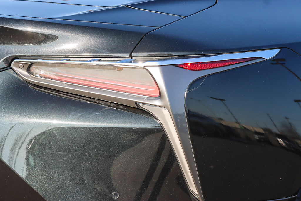 Thumbnail: 2021 Lexus LC - 16