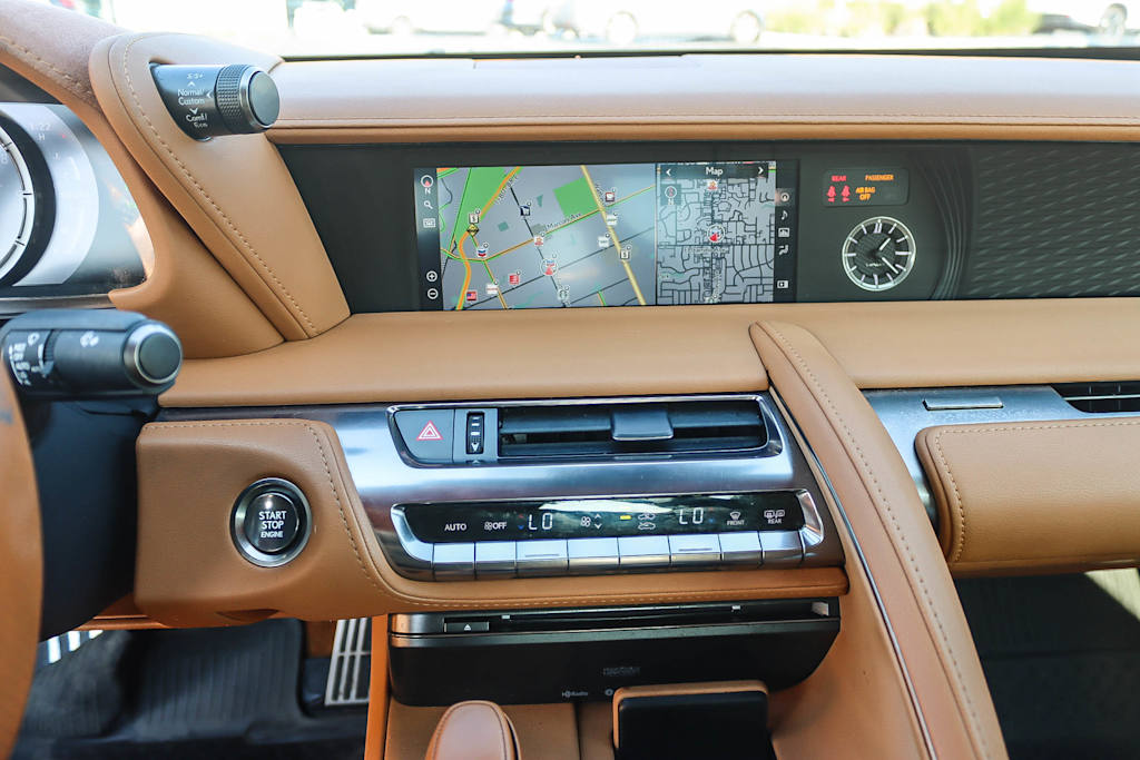 Thumbnail: 2021 Lexus LC - 14