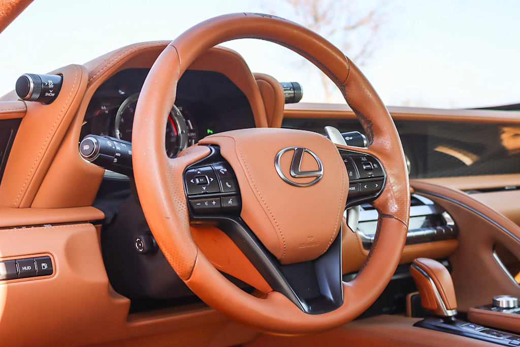 Thumbnail: 2021 Lexus LC - 9