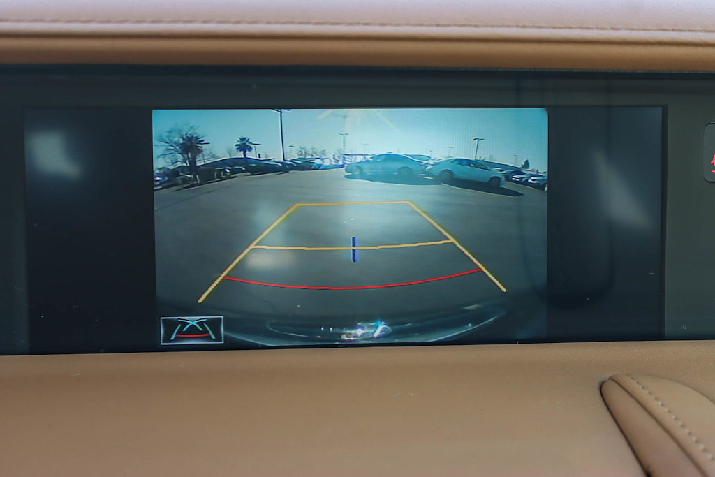 Thumbnail: 2021 Lexus LC - 24