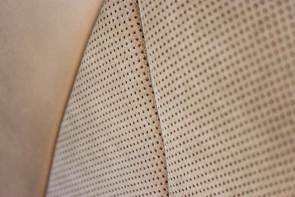 Thumbnail: 2021 Lexus LC - 25