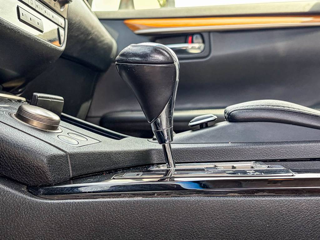 Thumbnail: 2013 Lexus ES - 25