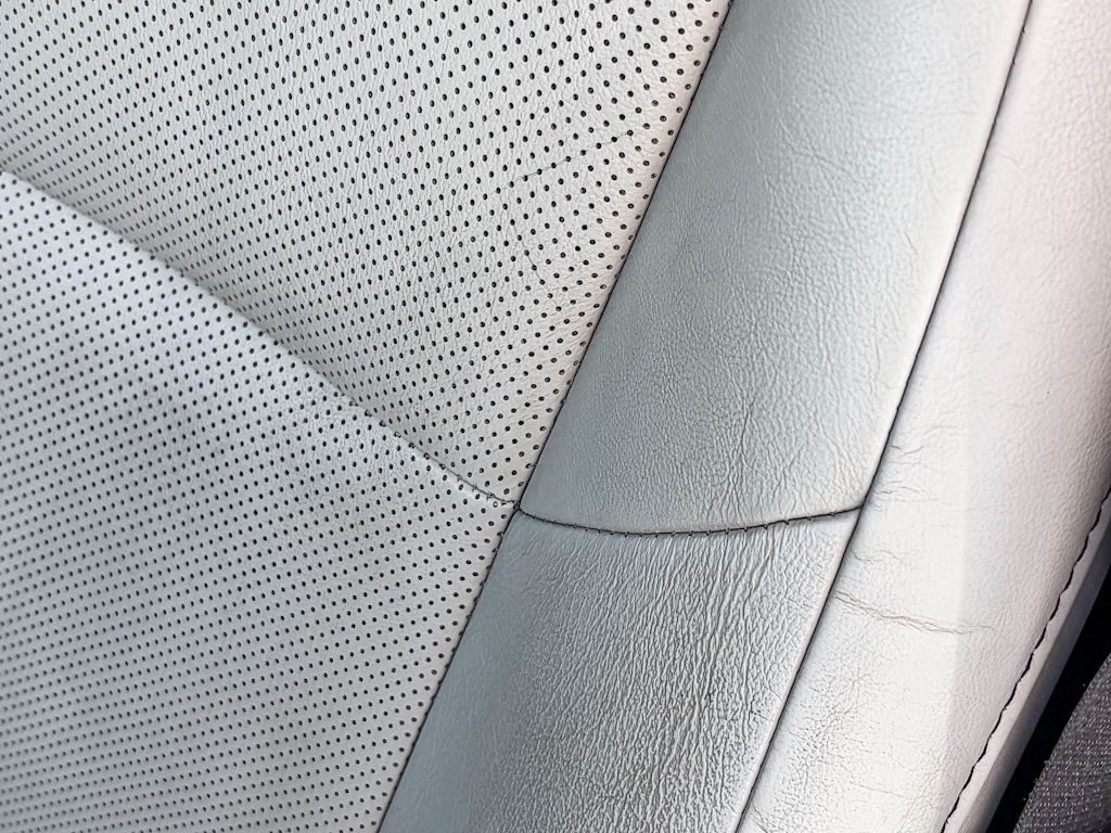 Thumbnail: 2013 Lexus ES - 27
