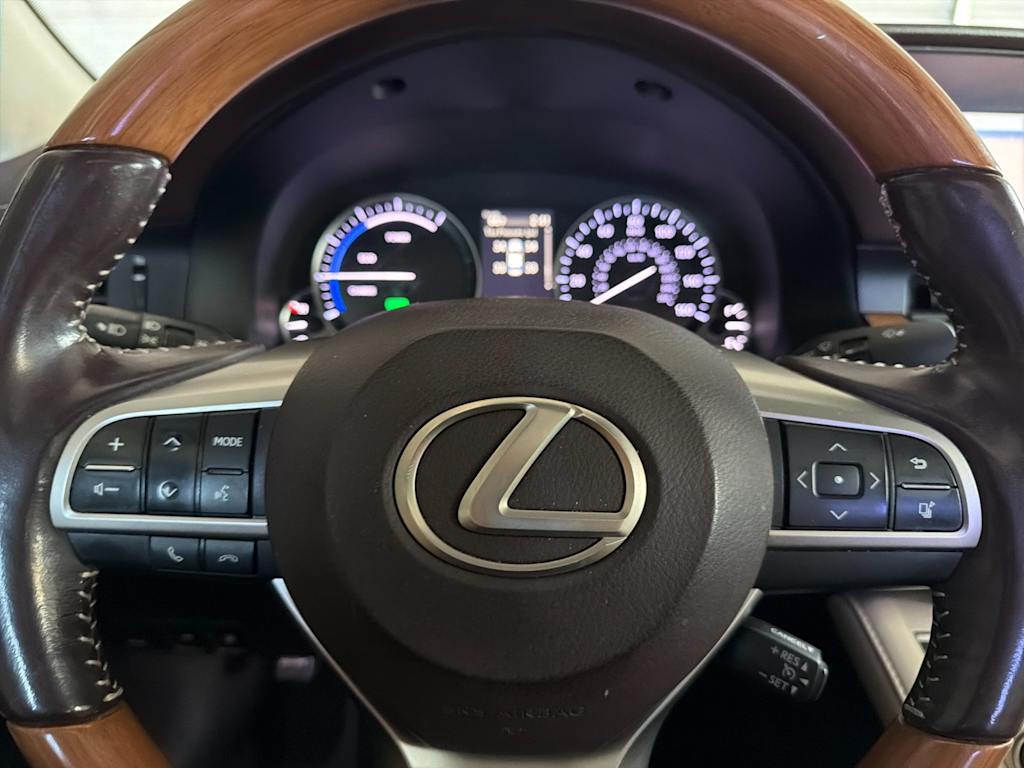 Thumbnail: 2016 Lexus ES - 26