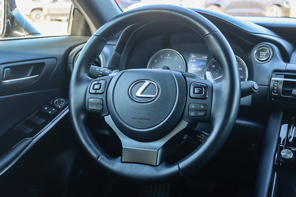 Thumbnail: 2021 Lexus IS - 8