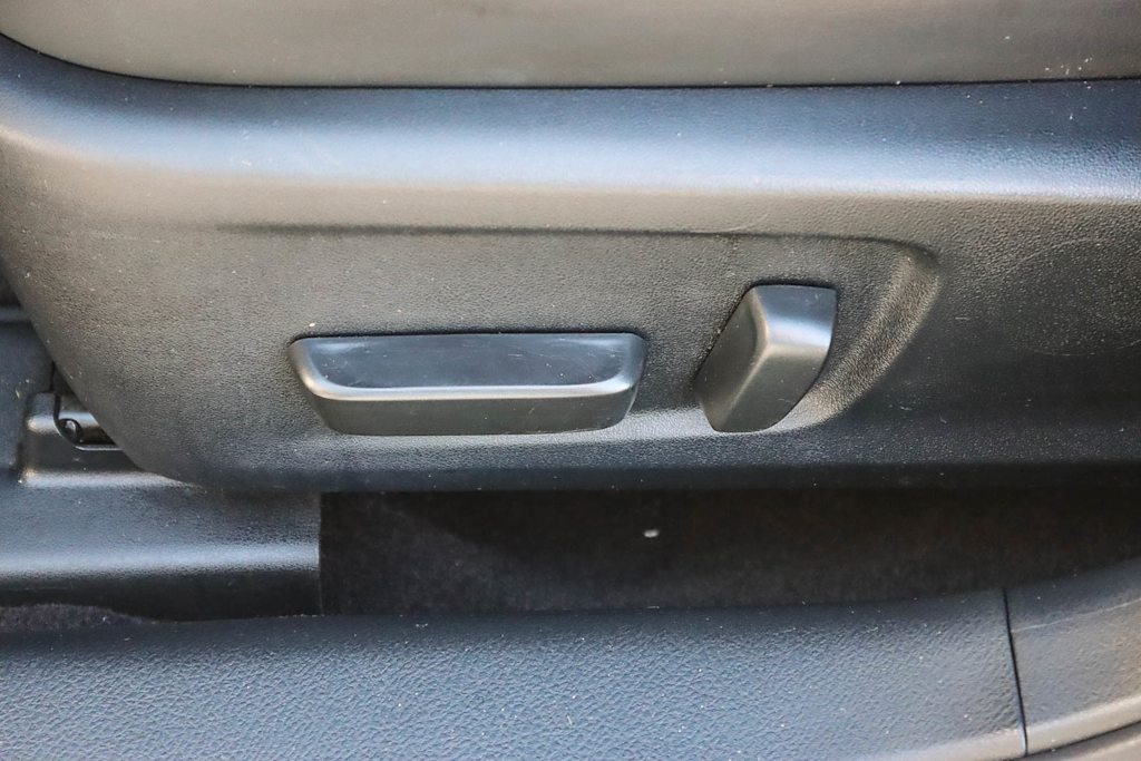 Thumbnail: 2021 Lexus IS - 26