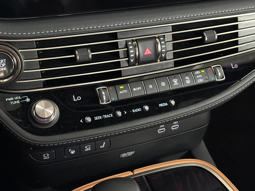 Thumbnail: 2024 Lexus ES - 26