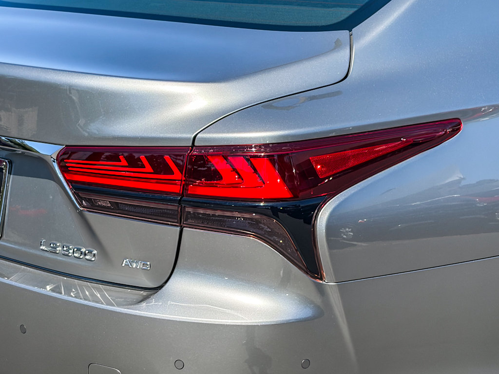 Thumbnail: 2025 Lexus ES - 19