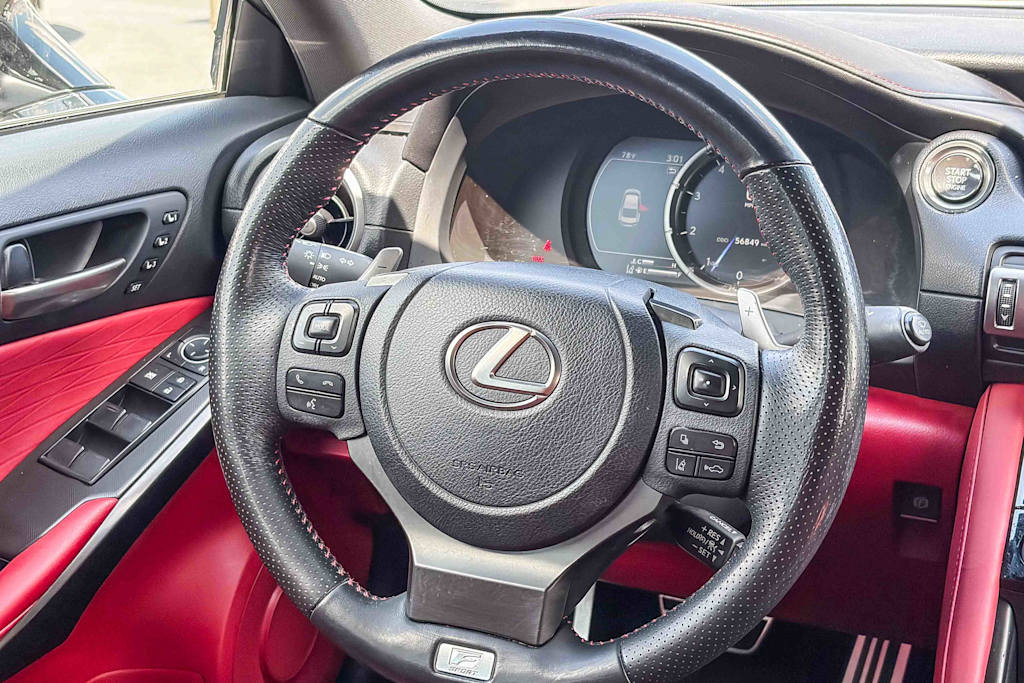 Thumbnail: 2022 Lexus IS - 8