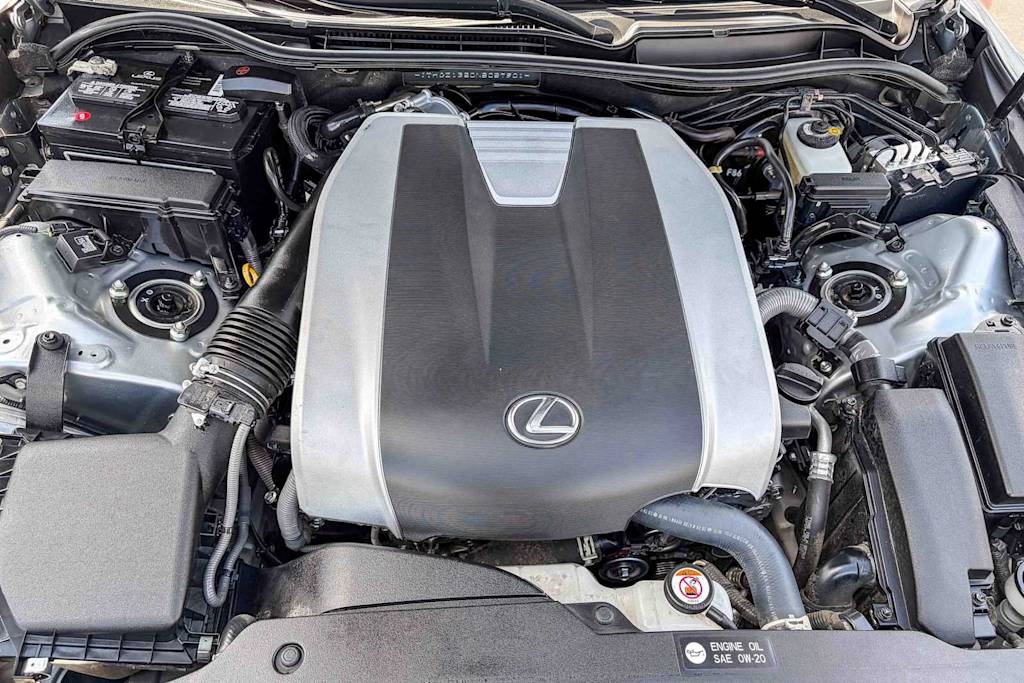 Thumbnail: 2022 Lexus IS - 5