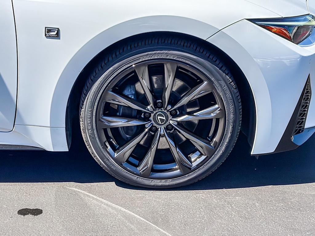 Thumbnail: 2024 Lexus ES - 7