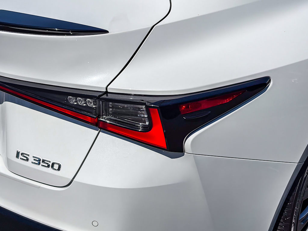 Thumbnail: 2024 Lexus ES - 20