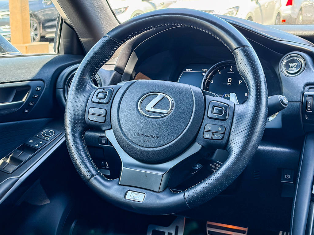Thumbnail: 2024 Lexus ES - 9