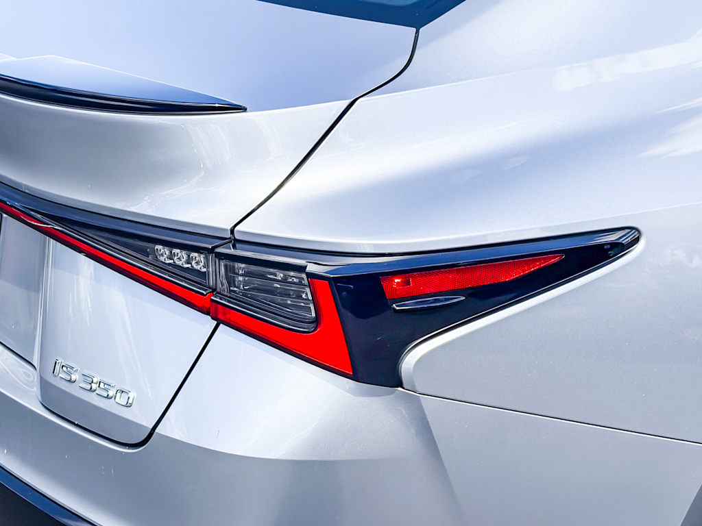 Thumbnail: 2024 Lexus ES - 20