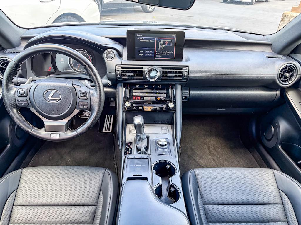 Thumbnail: 2024 Lexus ES - 2